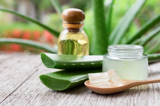 benefits of aloe vera on face